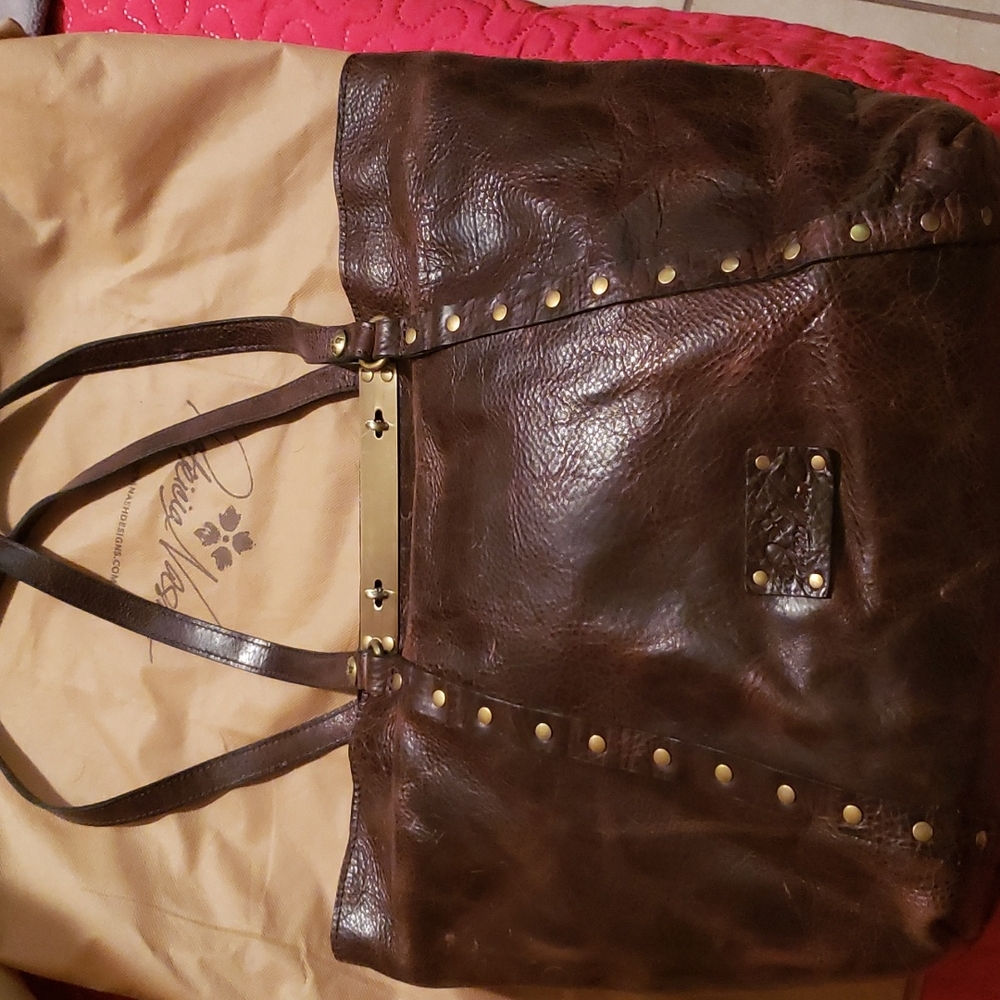 Patricia Nash shoulder bag.